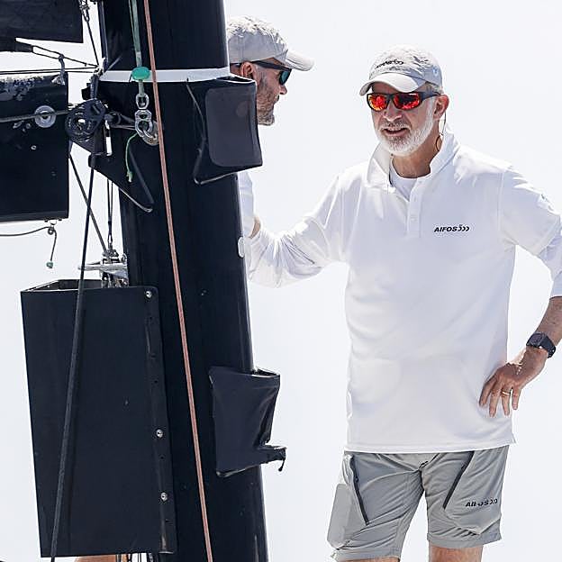 Don Felipe VI durante la Copa del Rey de vela 2024 en Mallorca. 
