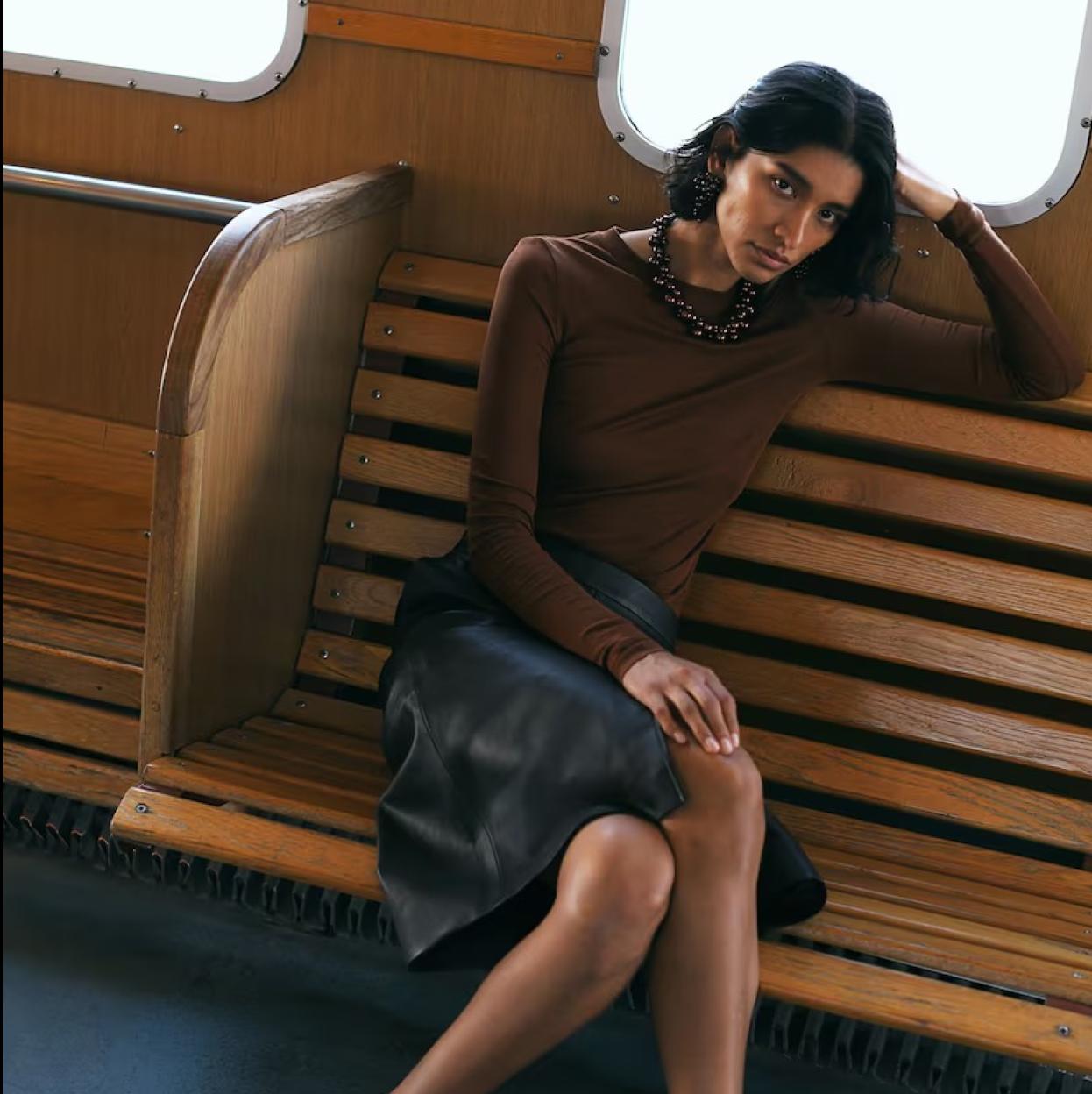 Aquí están las mejores compras, desde vestidos midi a bolsos básicos, para estrenar la nueva temporada.