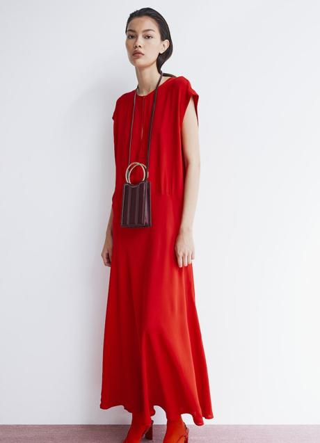 Imagen - Vestdo rojo de H&M (59,99 euros)