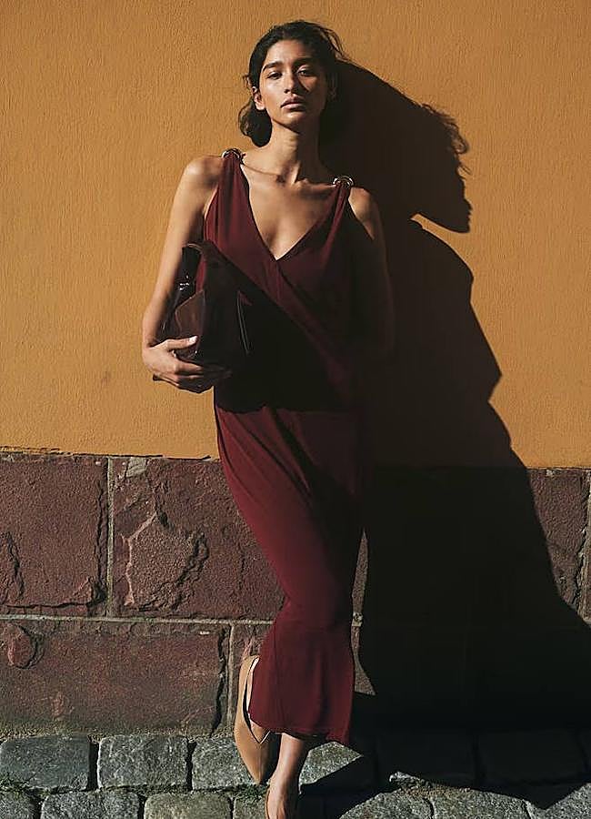 Imagen - Vestido midi con detalles metálicos