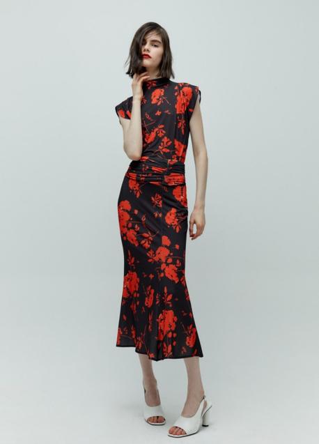 Imagen - Falda con estampado de flores de Sfera (25,99 euros)