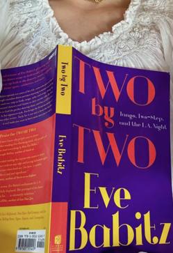 Imagen secundaria 2 - Tras graduarse en Ciencias Políticas y Filosofía, ahora Alejandra de Hanover estudia literatural 