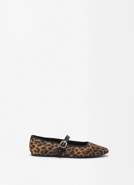 Imagen - Zapatos planos con estampado animal de Parfois (25,99 euros)