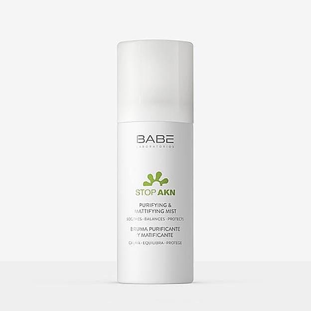 Bruma facial purificante STOP AKN de Laboratorios Babé.