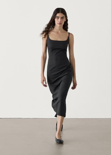 Imagen - Vestido negro de Massimo Dutti (79,95 euros)