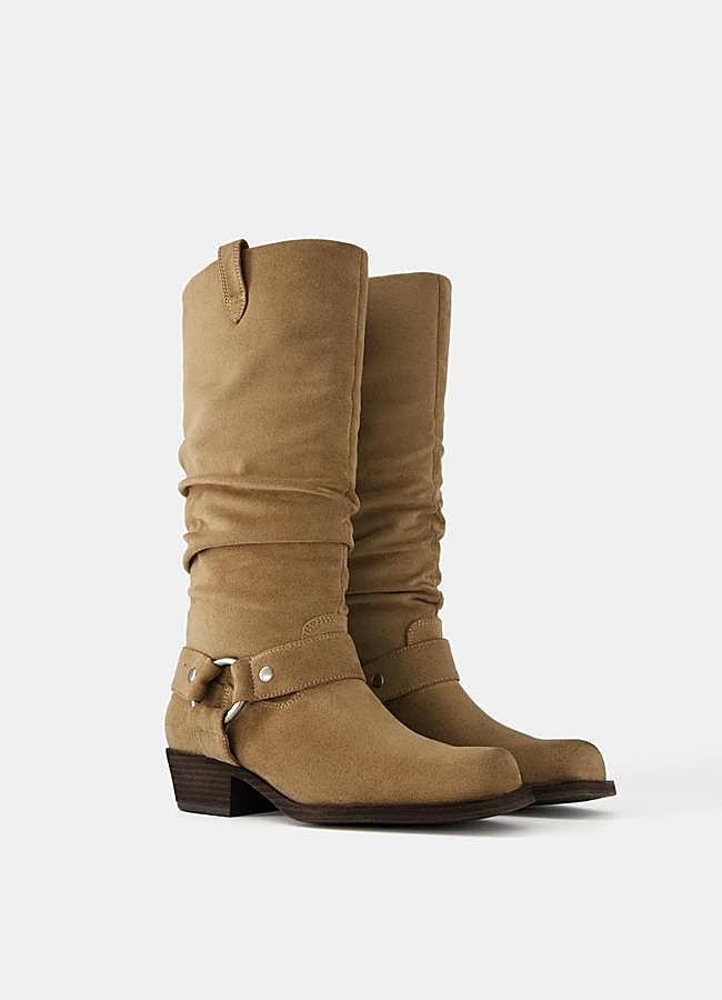 Imagen - Botas de ante de Bershka.