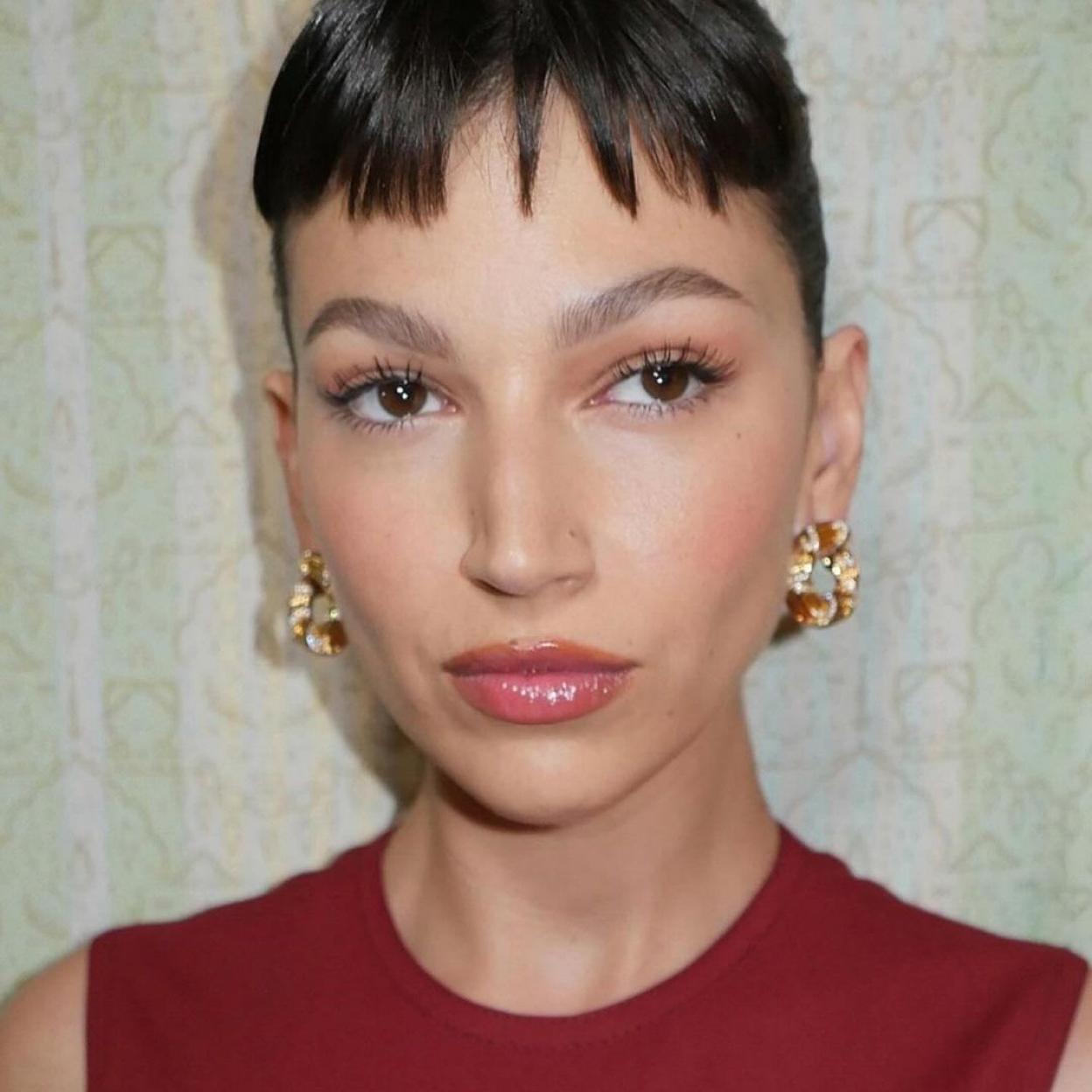 Ursula Cobreró con maquillaje natural