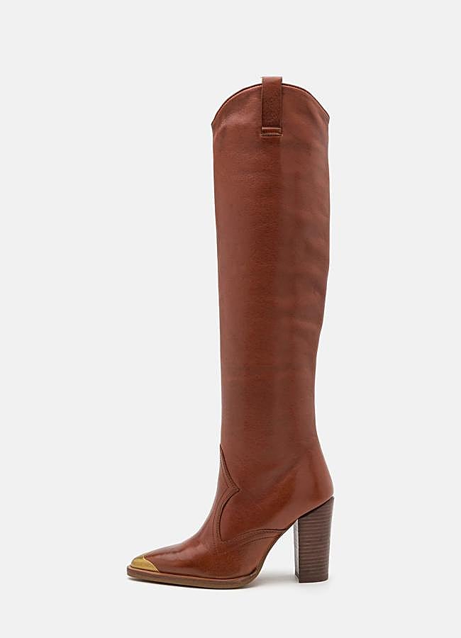 Imagen - Botas marrones de Bronx, 214,95 euros.