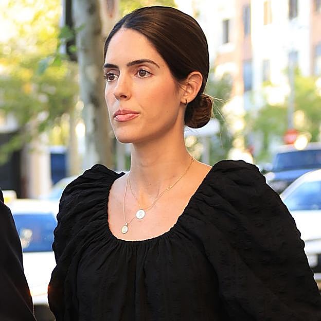 Discreta, elegante y minimalista: el look de Sofía Palazuelo en el funeral de Alejandro Fernandez de Araoz