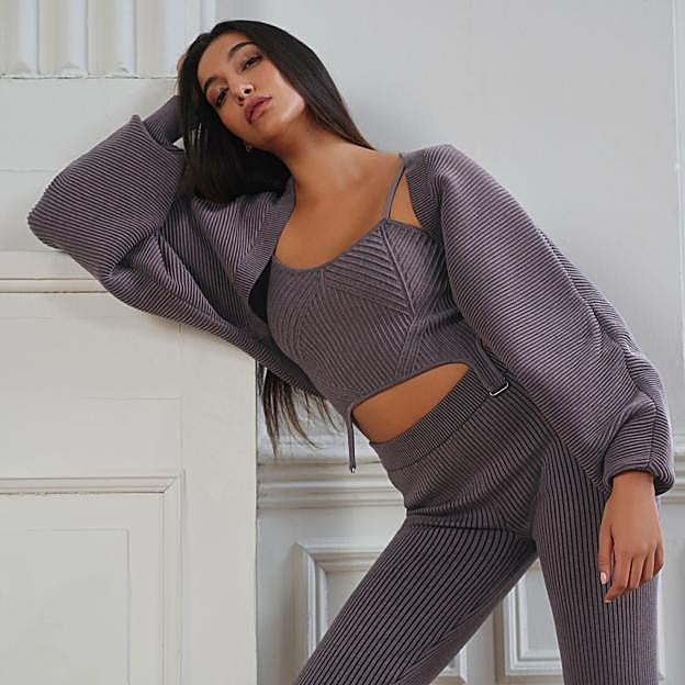 Mujer con ropa deportiva. 