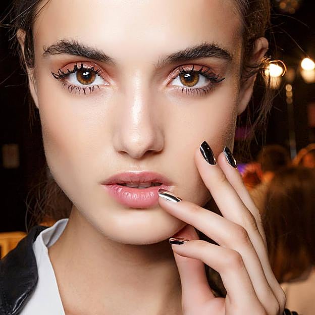 Los mejores exfoliantes de labios que debes usar para eliminar grietas y pellejitos