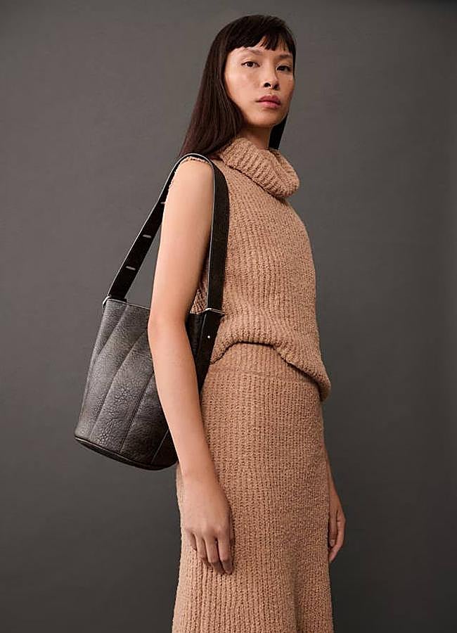 Imagen - Chaleco de cuello alto esponjoso