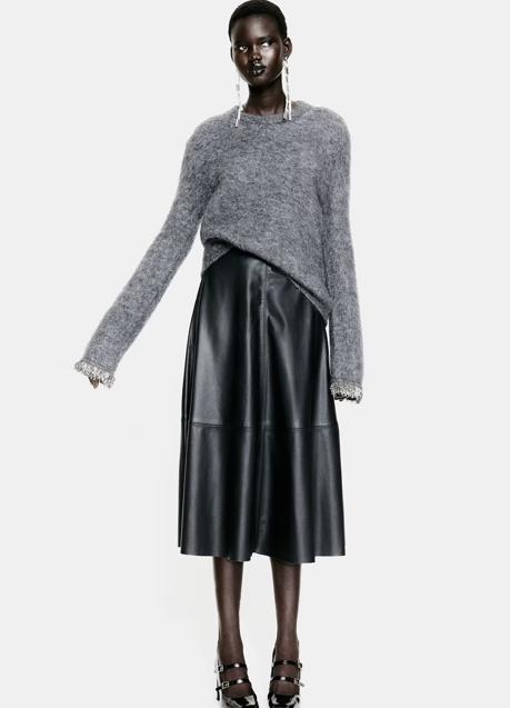 Imagen - Falda negra de H&M (35,99 euros)