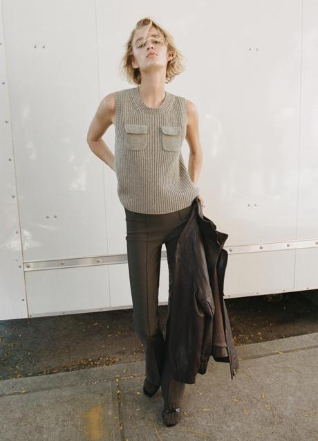 Imagen - Chaleco camel de Massimo Dutti (59,99 euros)