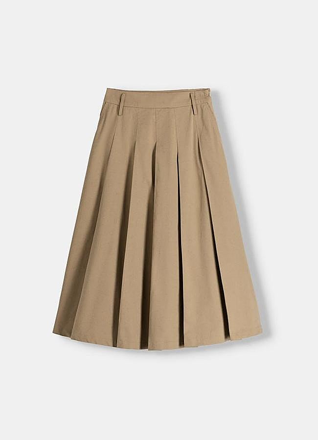 Imagen - Falda midi de tablas con bolsillos de Bershka, 29,99 euros.