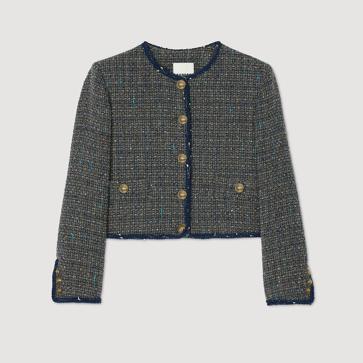 Imagen secundaria 1 - Cardigan cropped en punto de canalé de H&M (17,99€)/ Chaqueta corta de tweed de Sandro (365€)/ Cazadora denim cropped de Bershka (18,19€)