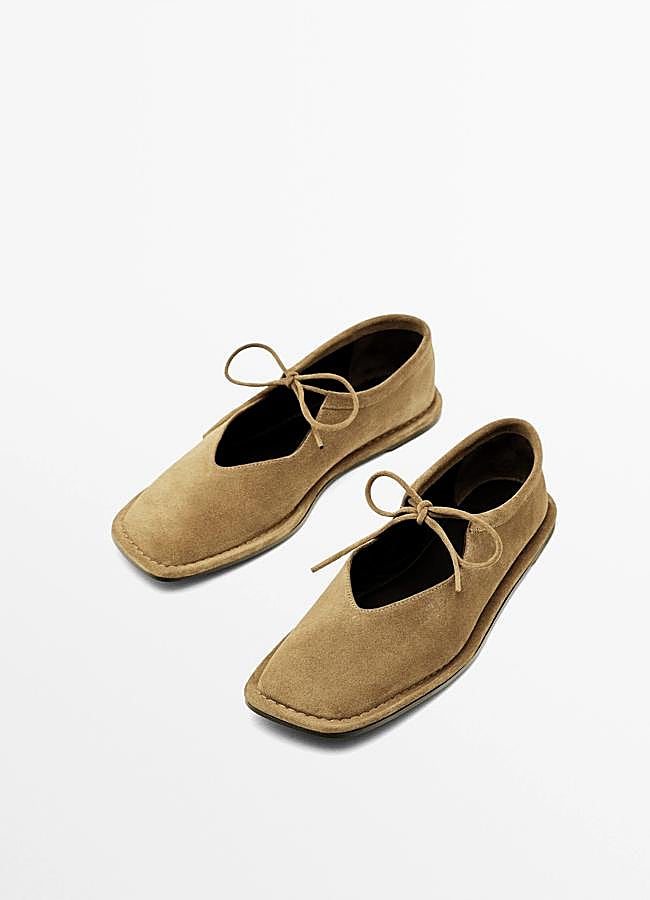 Imagen - Bailarinas de ante con punta cuadrada de Massimo Dutti.