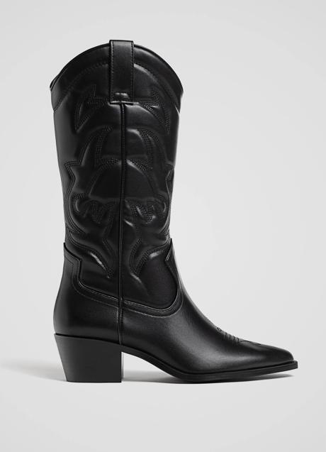 Imagen - Botas negras de Stradivarius (49,99 euros)