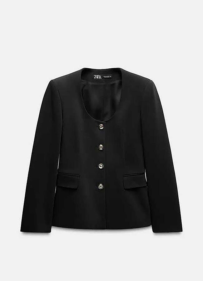 Imagen - Blazer escote redondo de Zara (49,95€)