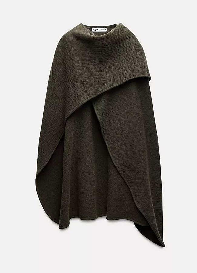 Imagen - Capa asimétrica mezcla lana ZW Colection de Zara (99,95€)