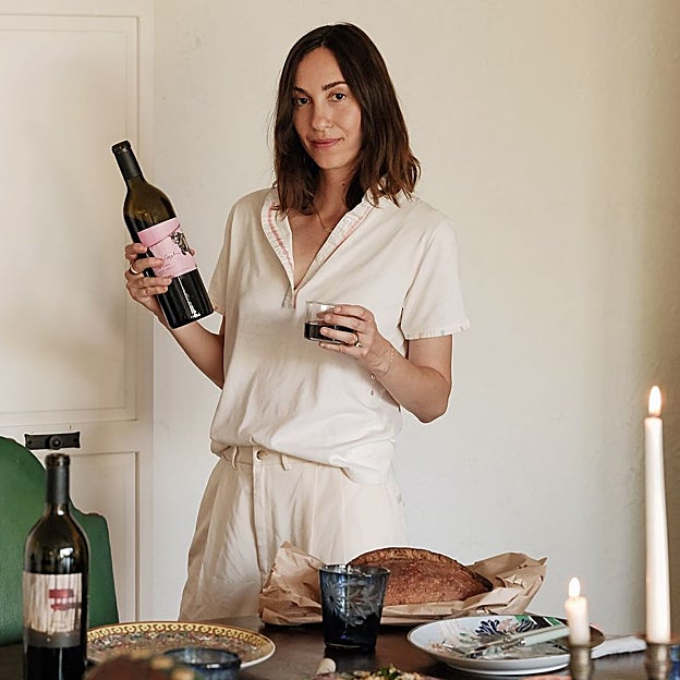 Gia, promocionando los vinos de la familia Coppola. 