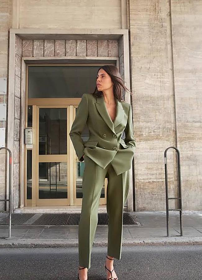 Imagen - Traje verde oliva de Zara