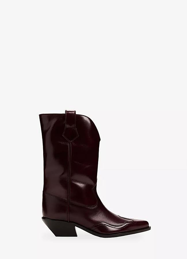 Imagen - Botas cowboy en burdeos de Zara. Foto: Zara.