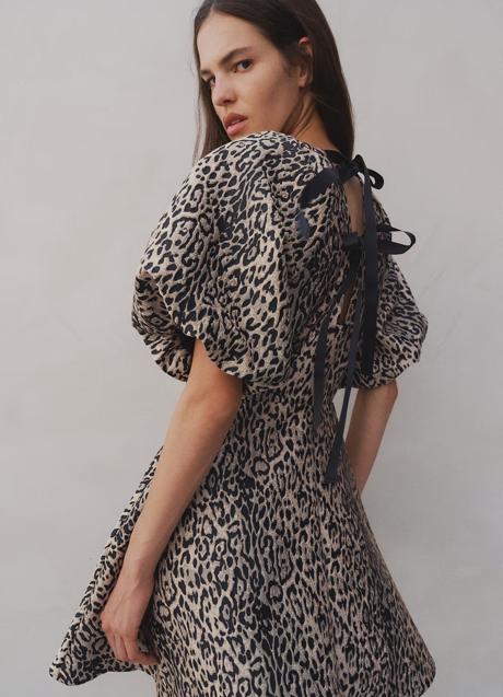 Imagen - Vestido estampado de H&M (39,99 euros)