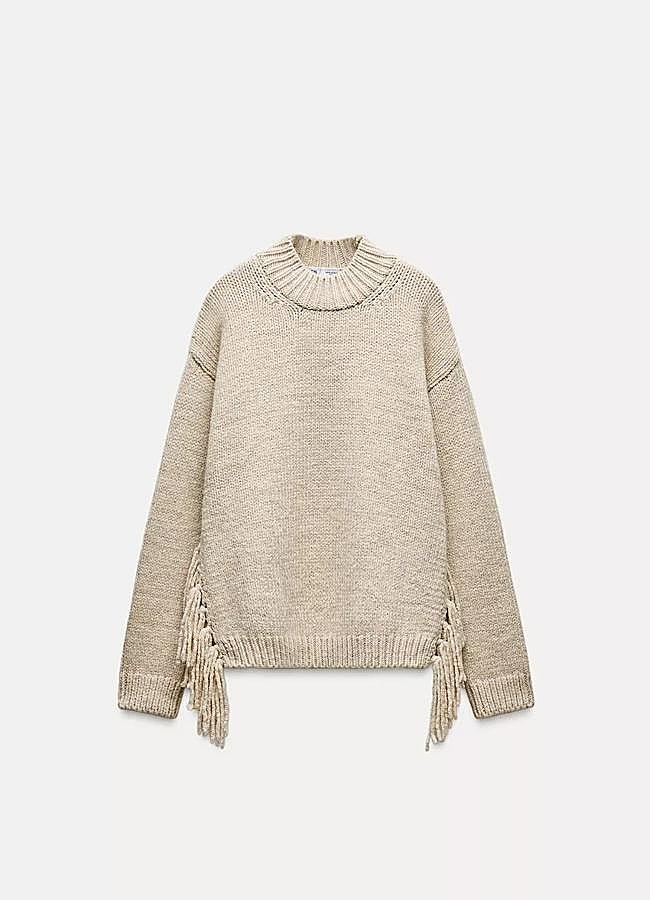 Imagen - Jersey con detalle de flecos de Zara.