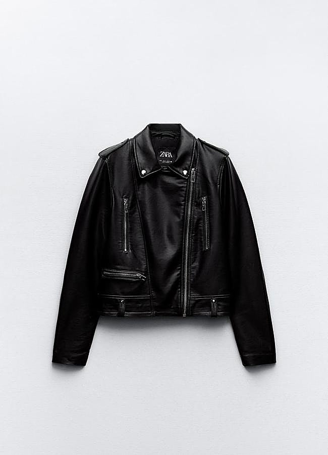 Imagen - Chaqueta de cuero negra de Zara, 39,95 euros.