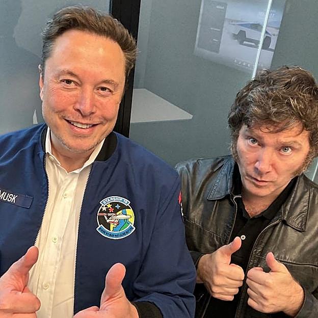 Elon Musk junto a Javier Milei.
