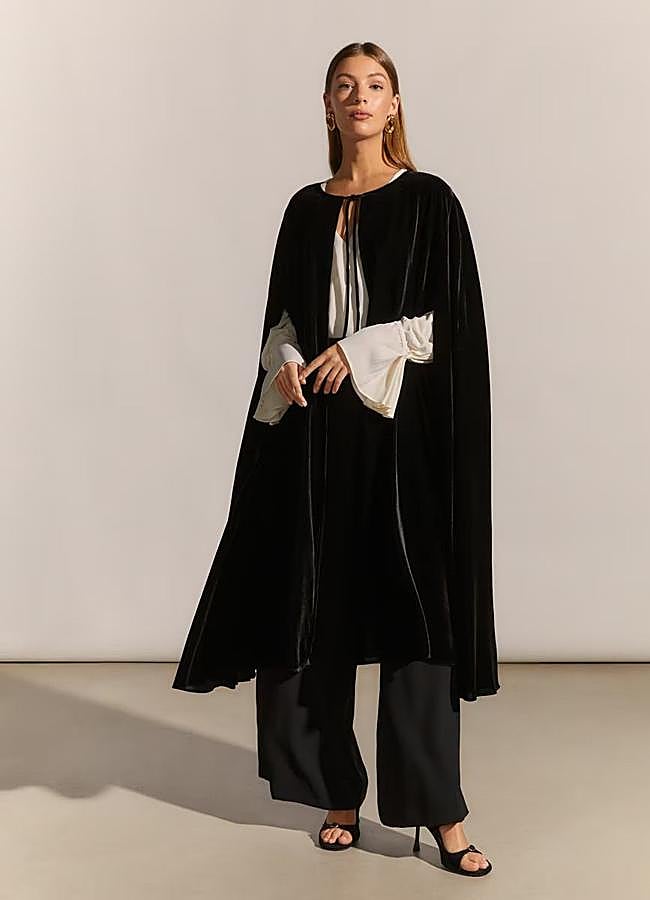 Imagen - Capa larga de terciopelo