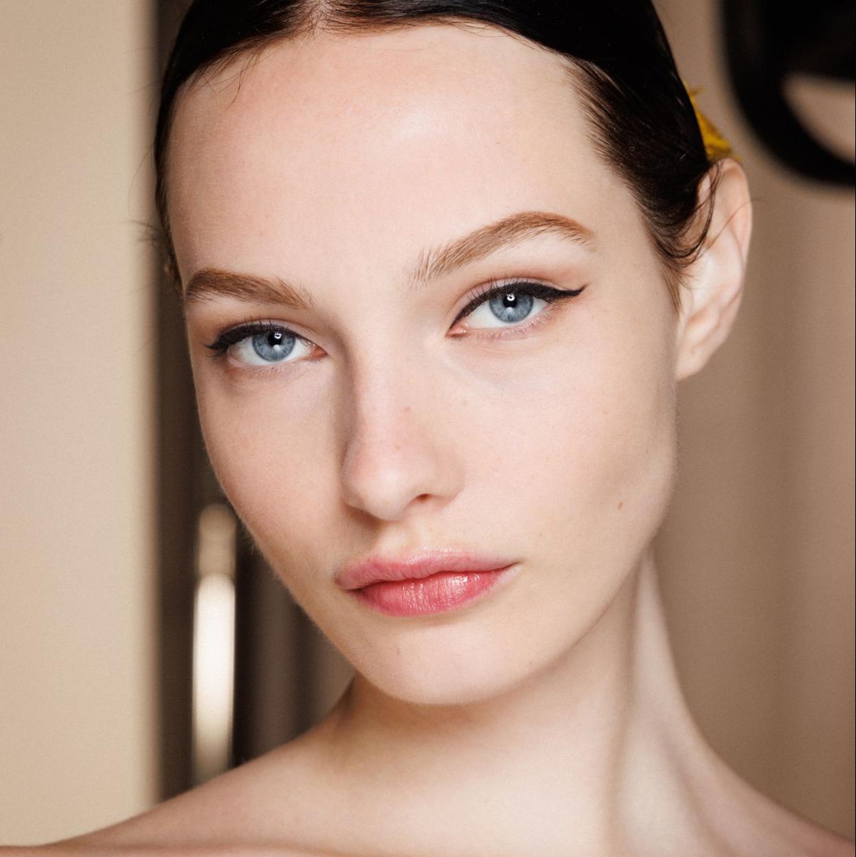 Cómo disimular las rojeces en invierno: de la crema al maquillaje