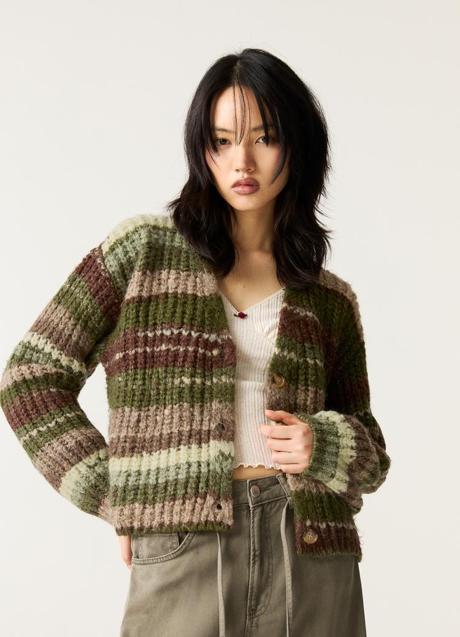 Imagen - Chaqueta de rayas de Pull & Bear (35,99 euros)