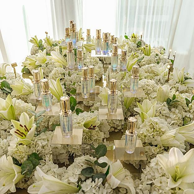 Presentación de Le Serum de Clé Peau Beauté en Cannes.