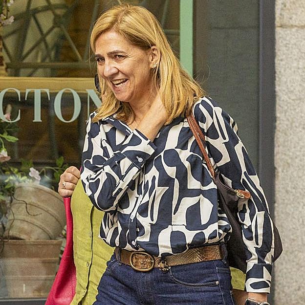 El misterio del piso que la infanta Cristina ha comprado en Pedralbes: en teoría para Pablo; en la práctica, su nueva residencia en España