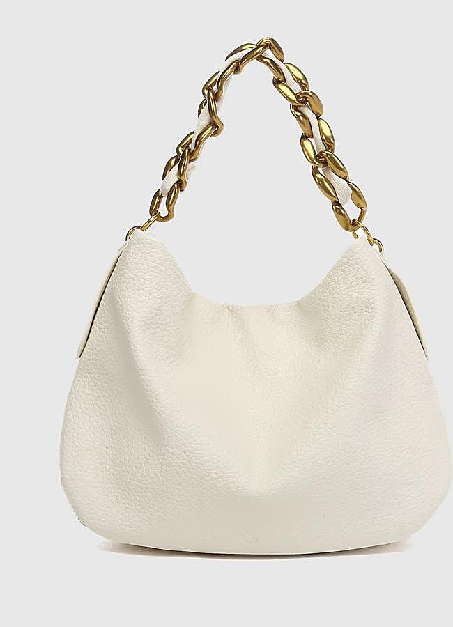Imagen - Bolso en beige con cadena en dorado de Abbacino. 