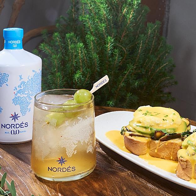 Nordés y Mamá Chicó nos proponen un brunch ideal para empezar las mañanas de los fines de semanacon platos como los huevos benedictinos de la imagen..