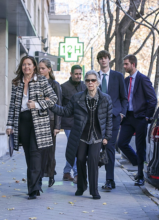 Imagen - Alexia de Grecia, que lleva de su mano de Irene de Grecia, en la celebración del cumpleaños de la infanta Elena en Madrid. GTRES. 