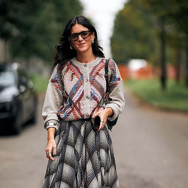 10 jerséis muy especiales con flecos para lucir la tendencia boho del momento