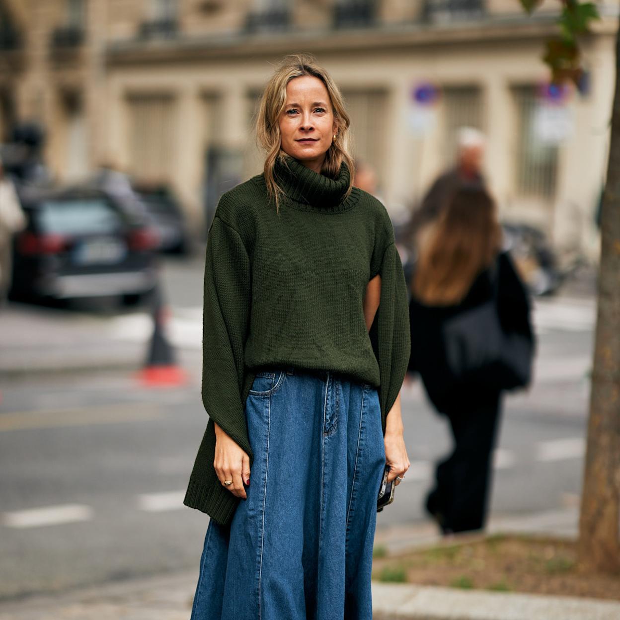 Un look con jersey de punto.