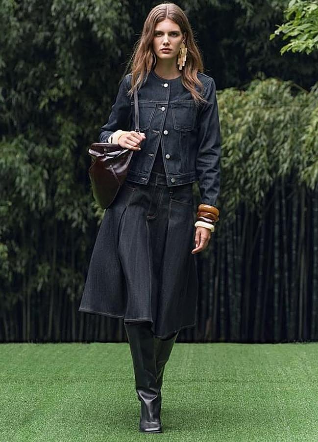 Imagen - Total look denim con chaqueta y falda