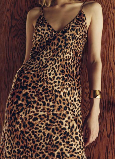 Imagen - Vestido estampado de leopardo de Zara (39,99 euros)