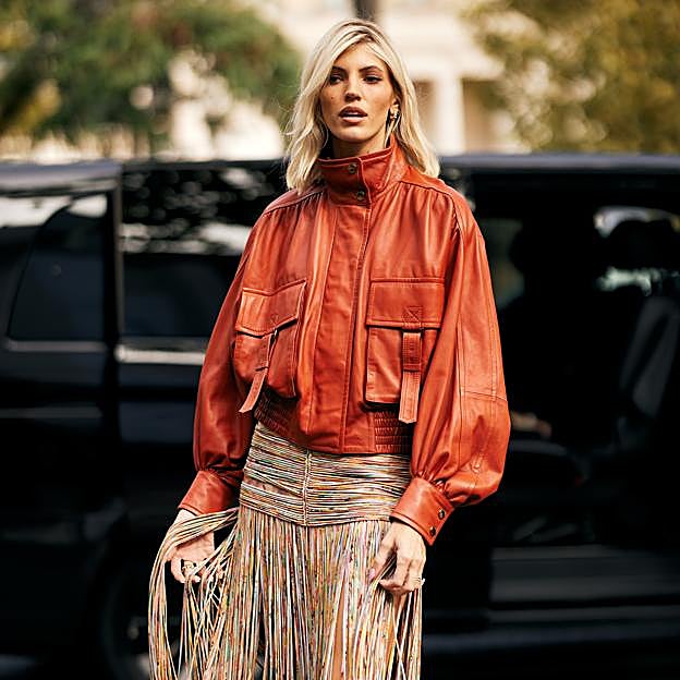 ¡Alerta tendencia! Las faldas de flecos son la nueva moda viral con la que derrocharás estilo