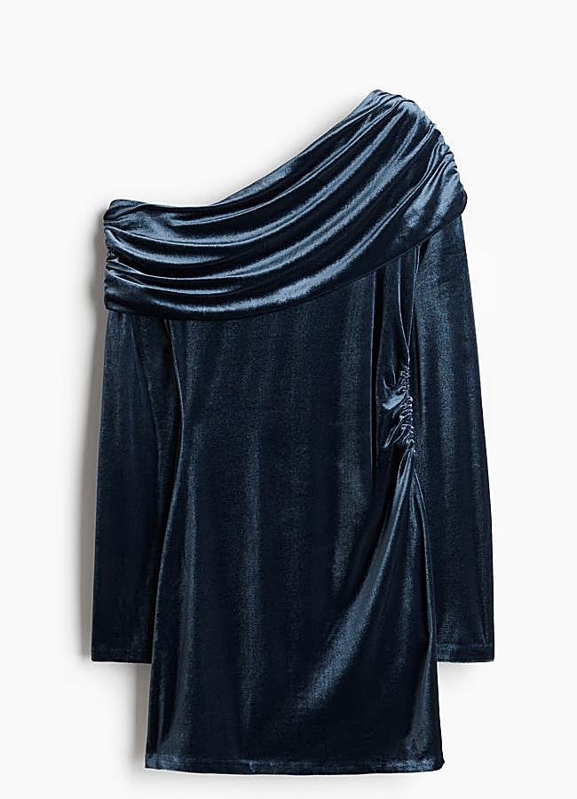 Imagen - Vestido corto de terciopelo 19,99 euros.