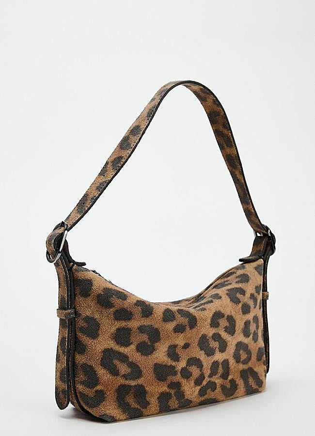 Imagen - Bolso con estampado de leopardo de Zara.