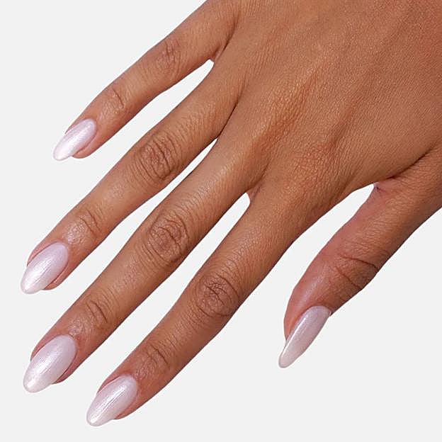 Esmalte Clair de Lune de Le Mini Macaron. Precio: 14 euros