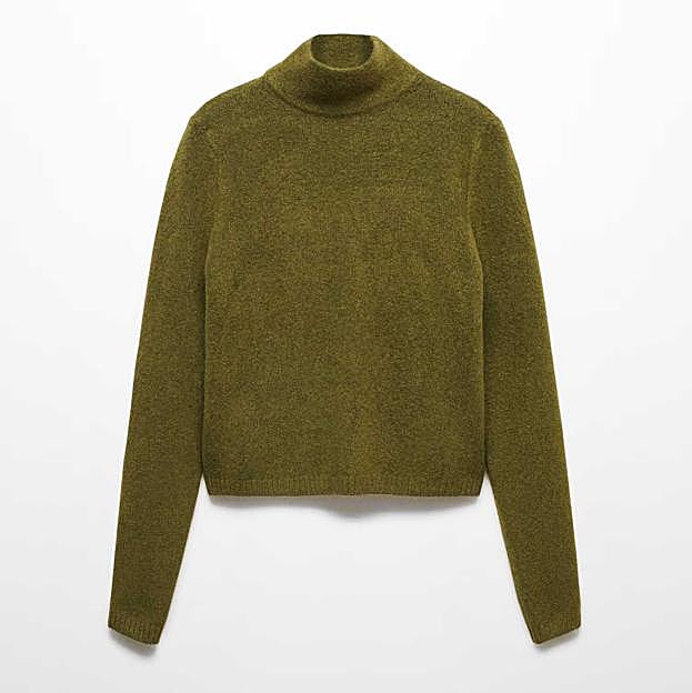 Imagen principal - Jersey punto cuello alto (23,99€)/ Abrigo doble faz piel (516,99€)/ Jeans rectos tiro medio confort (17,99€)