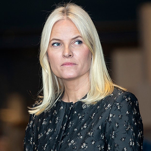 Mette-Marit de Noruega, acorralada: los mensajes que demuestran que conocía los abusos de su hijo desde hace dos años