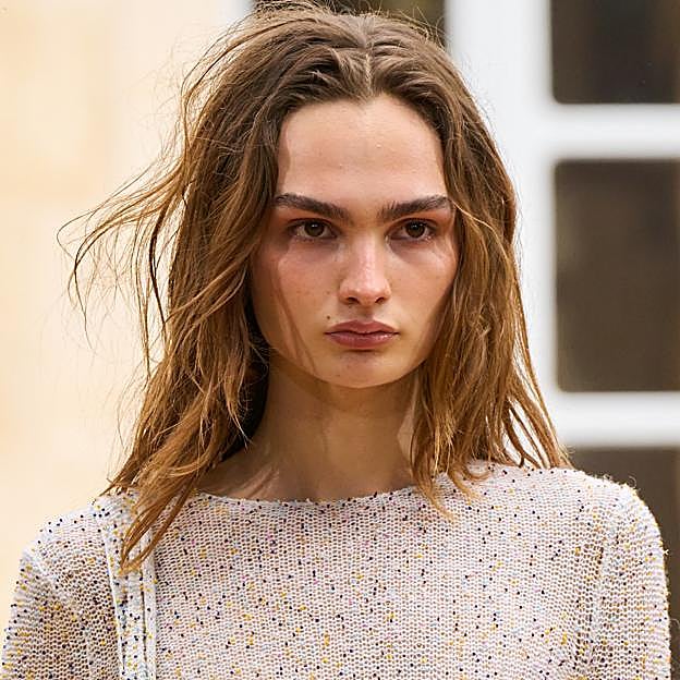 Cómo cuidar mi pelo si llueve: los consejos y productos de los expertos